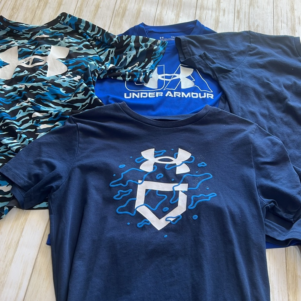 4 under armor shirts